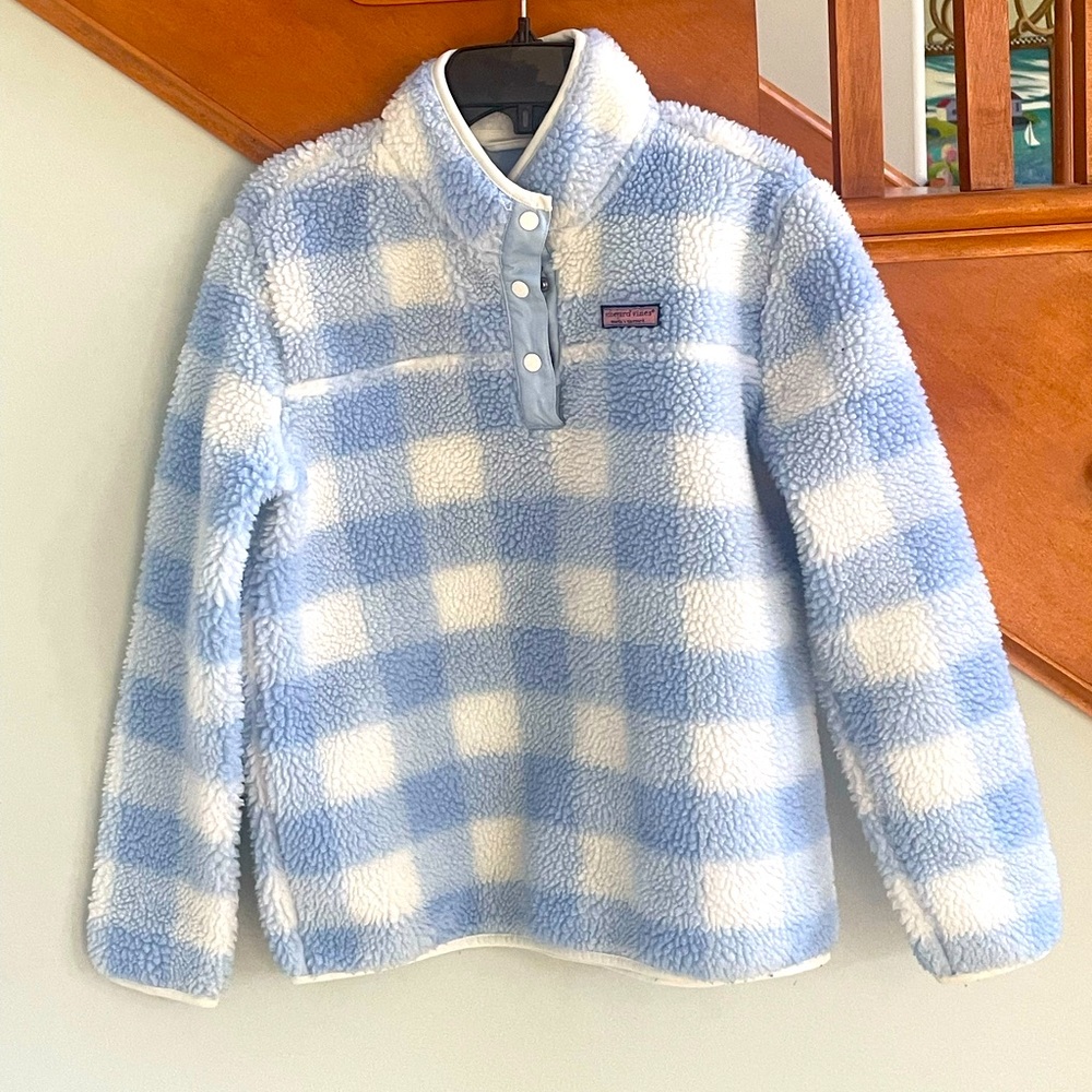 Never worn Vineyard Vines Gingham pullover